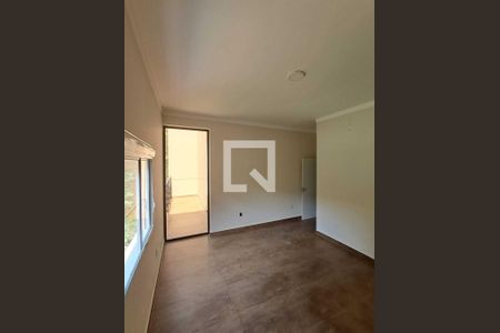 Quarto de casa de condomínio para alugar com 4 quartos, 230m² em Rio Tavares Central, Florianópolis