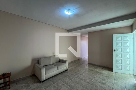 Sala de casa à venda com 4 quartos, 183m² em Jardim Santa Emilia, São Paulo