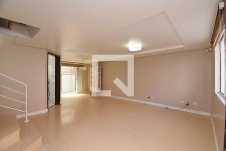 Sala de casa de condomínio para alugar com 3 quartos, 180m² em Vista Alegre, Curitiba