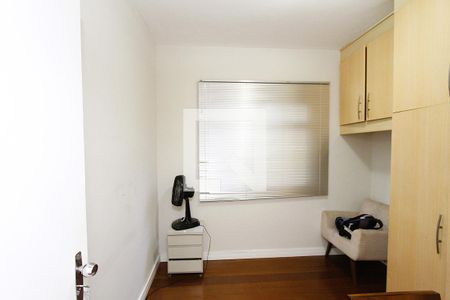 Quarto 1 de apartamento para alugar com 3 quartos, 100m² em Buritis, Belo Horizonte