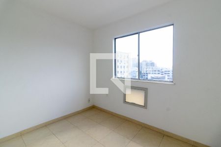 Quarto 1 de apartamento para alugar com 2 quartos, 46m² em Madureira, Rio de Janeiro