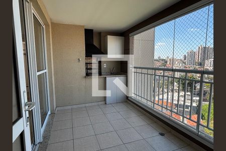 Sacada de apartamento à venda com 2 quartos, 64m² em Parque Imperial, São Paulo