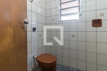 Banheiro de casa para alugar com 1 quarto, 60m² em Centro, Poá