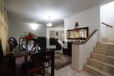 Sala de casa à venda com 5 quartos, 173m² em Vila Ré, São Paulo