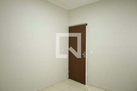 Quarto de casa para alugar com 1 quarto, 100m² em Jardim Marilu, São Paulo