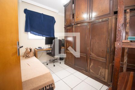 Quarto 1 de apartamento à venda com 2 quartos, 80m² em Centro, Contagem