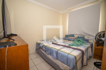 Quarto 2 de apartamento à venda com 2 quartos, 80m² em Centro, Contagem
