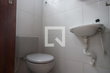 Banheiro de kitnet/studio para alugar com 1 quarto, 60m² em Pechincha, Rio de Janeiro
