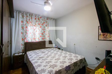 Quarto 1 de casa para alugar com 4 quartos, 330m² em Parque Sao Vicente, Santo André