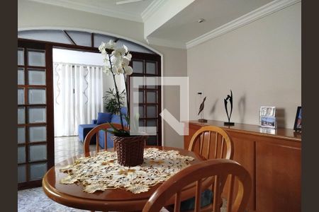 Sala de jantar de casa à venda com 3 quartos, 160m² em Jardim Dona Sinha, São Paulo