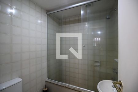 Banheiro de apartamento para alugar com 2 quartos, 64m² em Freguesia (jacarepaguá), Rio de Janeiro
