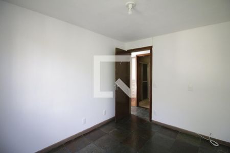 Quarto 1 de apartamento à venda com 3 quartos, 55m² em Taquara, Rio de Janeiro