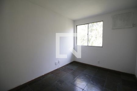 Quarto 1 de apartamento à venda com 3 quartos, 55m² em Taquara, Rio de Janeiro