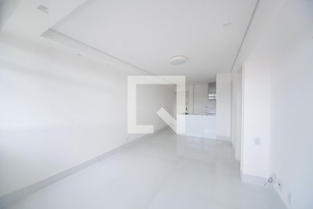 sala de apartamento para alugar com 1 quarto, 50m² em Buritis, Belo Horizonte