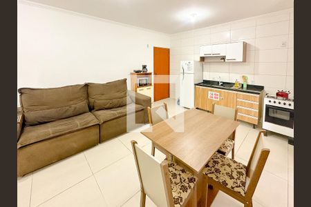 Sala de apartamento para alugar com 2 quartos, 74m² em Ingleses do Rio Vermelho, Florianópolis