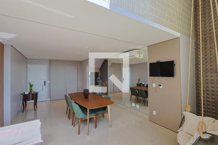 Apartamento à venda com 3 quartos, 220m² em Sion, Belo Horizonte