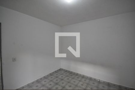 Sala/Quarto de casa para alugar com 1 quarto, 60m² em Vila Nilo, São Paulo