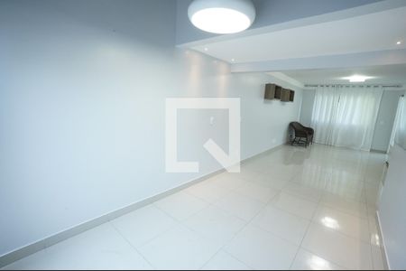 Casa de Condomínio para alugar com 3 quartos, 129m² em Jardim Europa, Goiânia