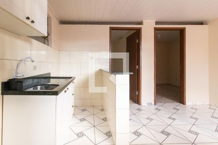 Sala/Cozinha de casa para alugar com 2 quartos, 27m² em Novo Mundo, Curitiba