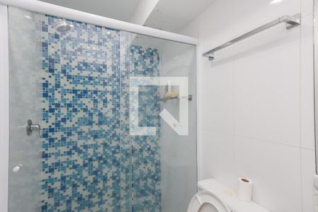 Banheiro de apartamento à venda com 2 quartos, 50m² em Vila Medeiros, São Paulo