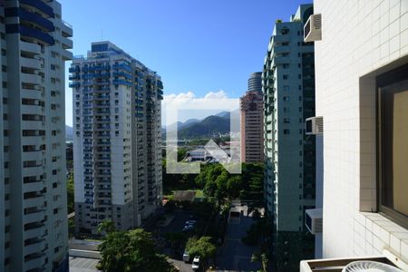 Varanda de apartamento para alugar com 1 quarto, 69m² em Barra da Tijuca, Rio de Janeiro