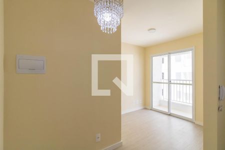 Sala de apartamento para alugar com 2 quartos, 43m² em Picanço, Guarulhos