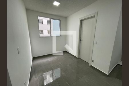 Sala de apartamento para alugar com 2 quartos, 34m² em Cidade São Mateus, São Paulo