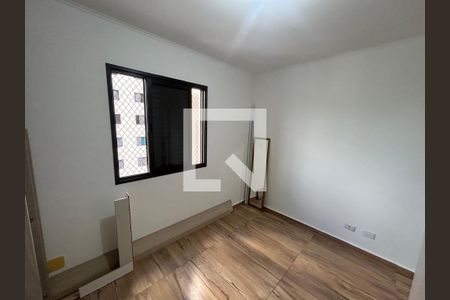 Quarto 1 de apartamento para alugar com 2 quartos, 80m² em Jardim Maria Rosa, Taboão da Serra