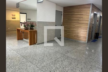 Hall de Social  de apartamento para alugar com 2 quartos, 80m² em Jardim Maria Rosa, Taboão da Serra