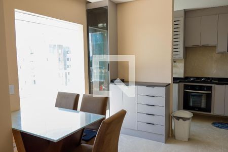 sala de apartamento à venda com 1 quarto, 45m² em Quitaúna, Osasco
