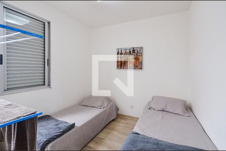 Quarto 2 de apartamento à venda com 2 quartos, 80m² em Santo Antônio, Belo Horizonte