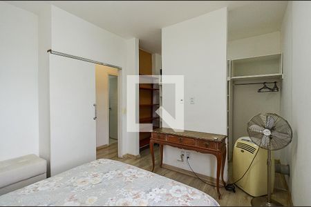 Quarto 1 de apartamento à venda com 2 quartos, 80m² em Santo Antônio, Belo Horizonte