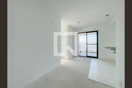 Sala e Cozinha de apartamento à venda com 2 quartos, 43m² em Rochdale, Osasco
