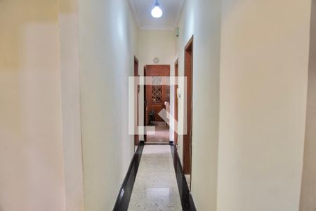 Corredor de casa à venda com 7 quartos, 444m² em Padre Eustáquio, Belo Horizonte