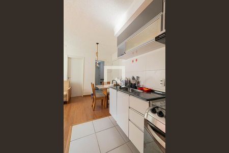 Sala/Cozinha/Área de Serviço  de apartamento para alugar com 2 quartos, 38m² em Itaquera, São Paulo