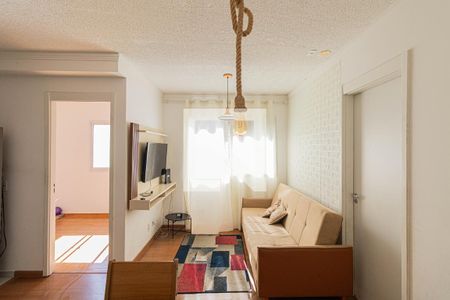 Sala/Cozinha/Área de Serviço  de apartamento para alugar com 2 quartos, 38m² em Itaquera, São Paulo