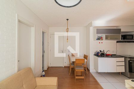 Sala/Cozinha/Área de Serviço  de apartamento para alugar com 2 quartos, 38m² em Itaquera, São Paulo