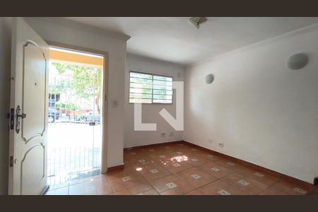 Sala de casa para alugar com 2 quartos, 100m² em Cambuci, São Paulo