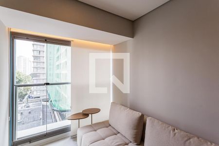 Sala/Cozinha de apartamento para alugar com 1 quarto, 35m² em Indianópolis, São Paulo