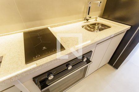 Sala/Cozinha de apartamento para alugar com 1 quarto, 35m² em Indianópolis, São Paulo