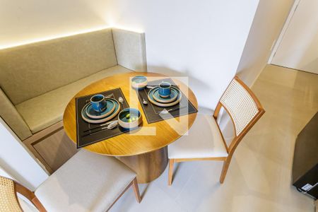 Sala/Cozinha de apartamento para alugar com 1 quarto, 35m² em Indianópolis, São Paulo