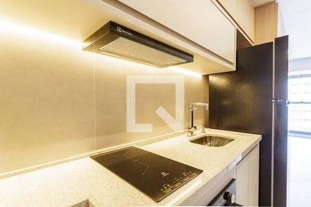 Sala/Cozinha de apartamento para alugar com 1 quarto, 35m² em Indianópolis, São Paulo