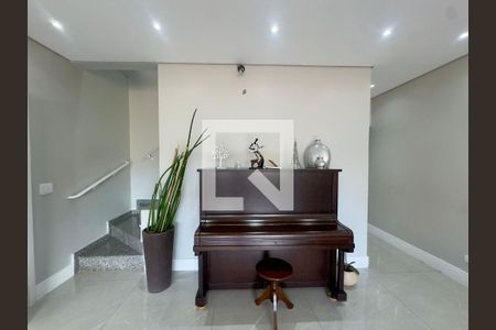 Sala de casa à venda com 4 quartos, 220m² em Jardim Vila Galvao, Guarulhos