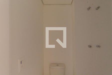 Banheiro de kitnet/studio à venda com 1 quarto, 25m² em Moema, São Paulo