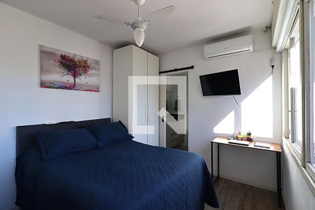 Suíte de apartamento para alugar com 1 quarto, 46m² em Vila Ipiranga, Porto Alegre