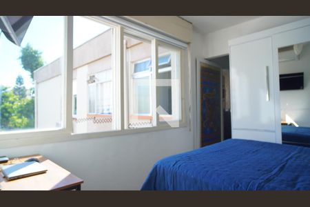 Quarto  de apartamento à venda com 1 quarto, 46m² em Vila Ipiranga, Porto Alegre