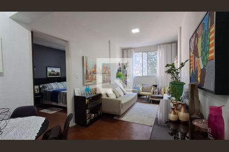 Sala de apartamento à venda com 1 quarto, 50m² em Cambuí, Campinas