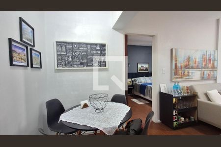 Sala de apartamento à venda com 1 quarto, 50m² em Cambuí, Campinas