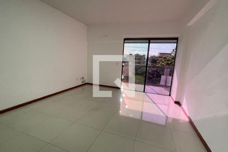 Sala de apartamento para alugar com 3 quartos, 121m² em Jardim Vinte E Cinco de Agosto, Duque de Caxias