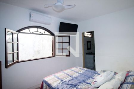 Casa à venda com 5 quartos, 200m² em Irajá, Rio de Janeiro